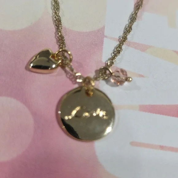 Romantic Gold Love Necklace w/ Heart Charm – Women’s Fashion Jewelry - Picture 4 of 6
